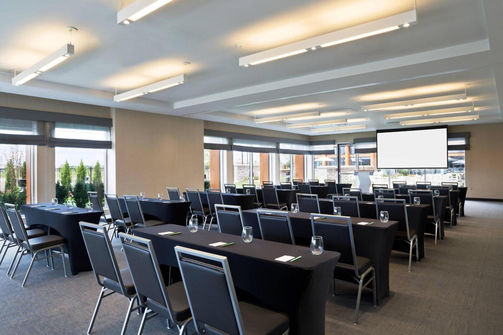 Element Southwest Hotel Vaughan